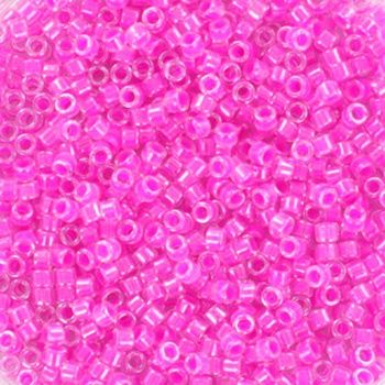 Miyuki Delica 11/0 DB-2037 Hot Magenta