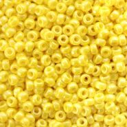 Miyuki Rocailles 11/0 0422 Opaque Luster Yellow