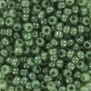Miyuki Rocailles 8/0 2375 Ceylon Translucent Green