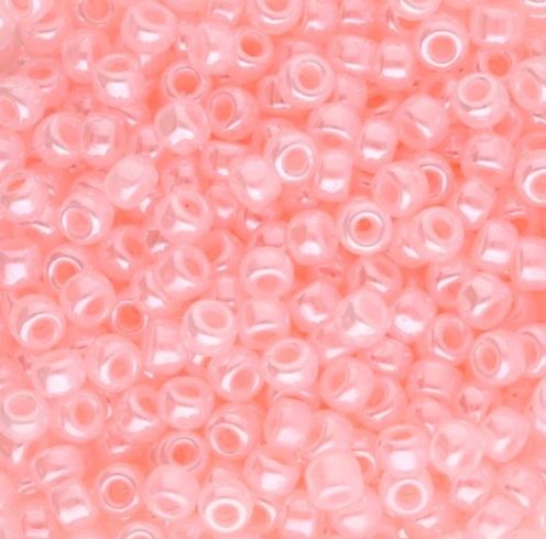 Miyuki Rocailles 8/0 0517 Ceylon Baby Pink