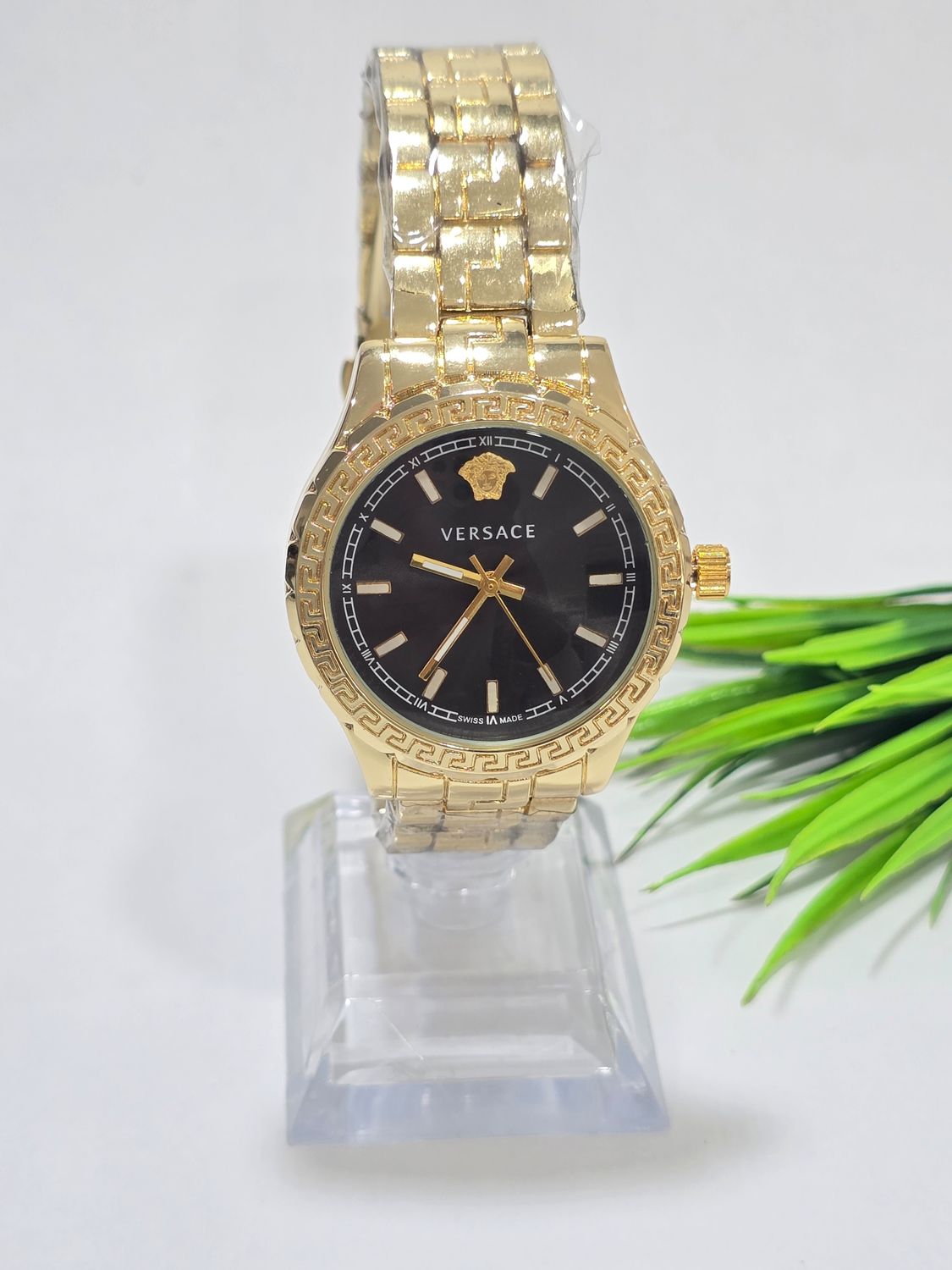 VERSACE