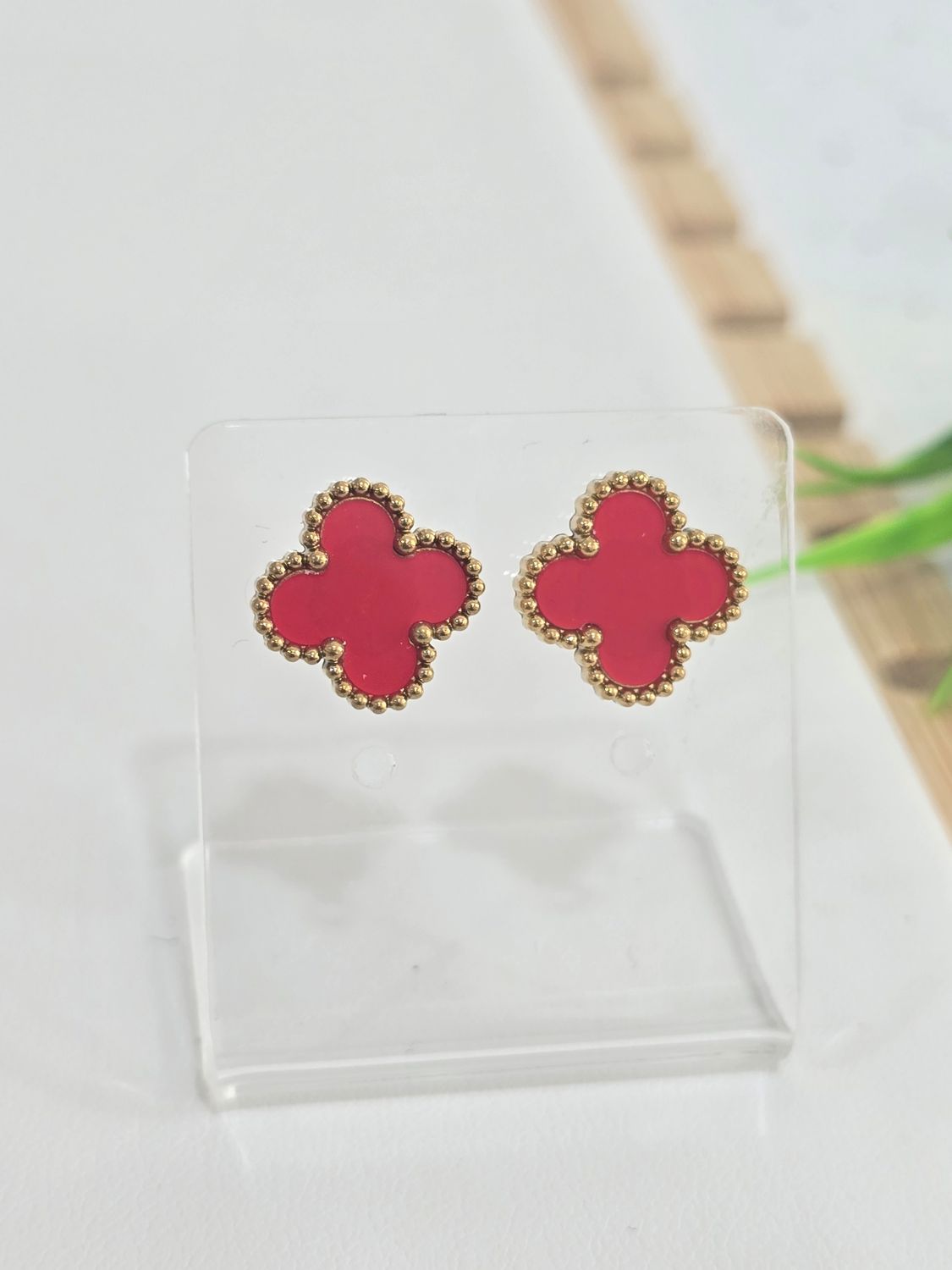 VAN CLEEF