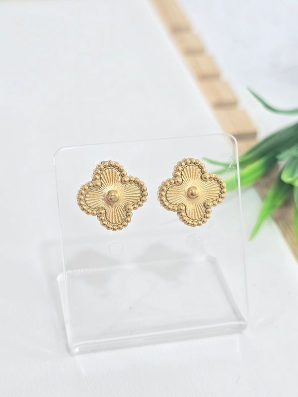VAN CLEEF
