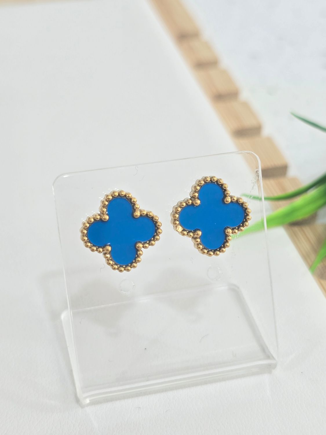 VAN CLEEF