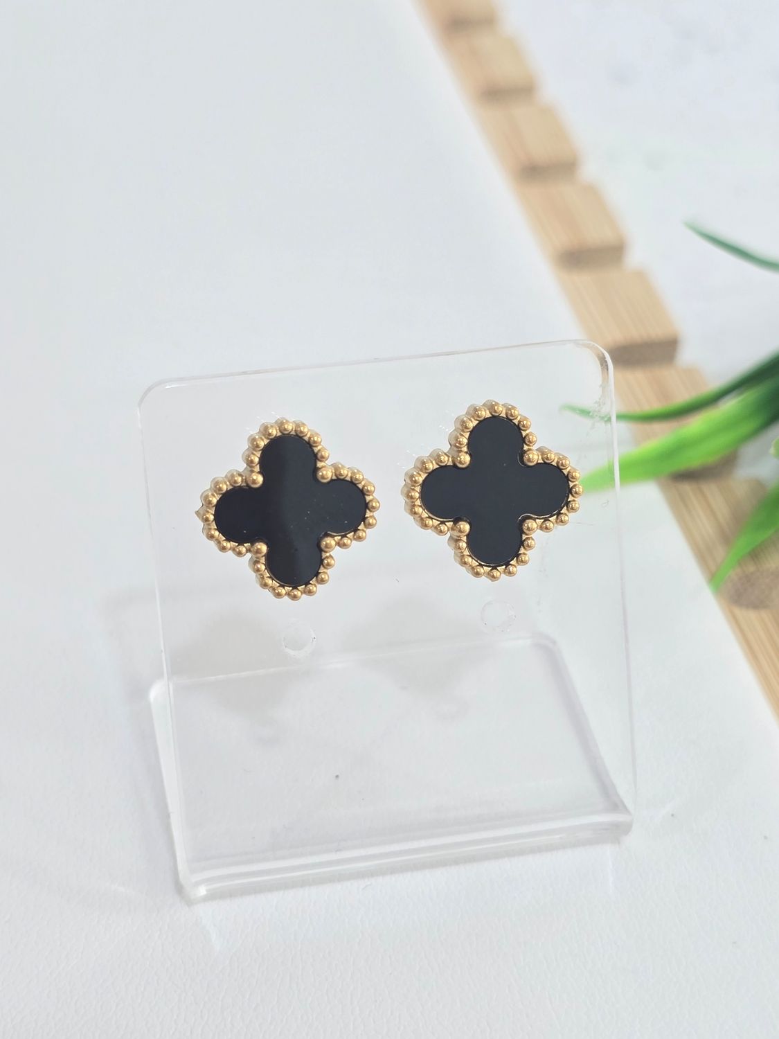 VAN CLEEF