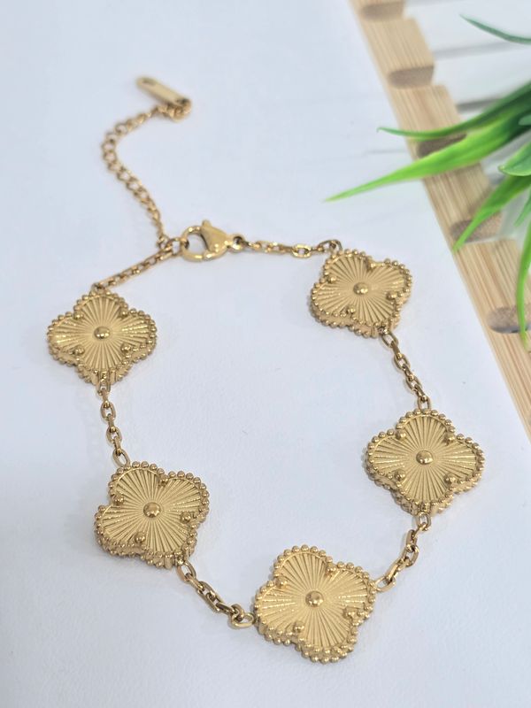 VAN CLEEF