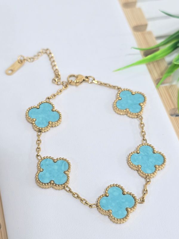 VAN CLEEF