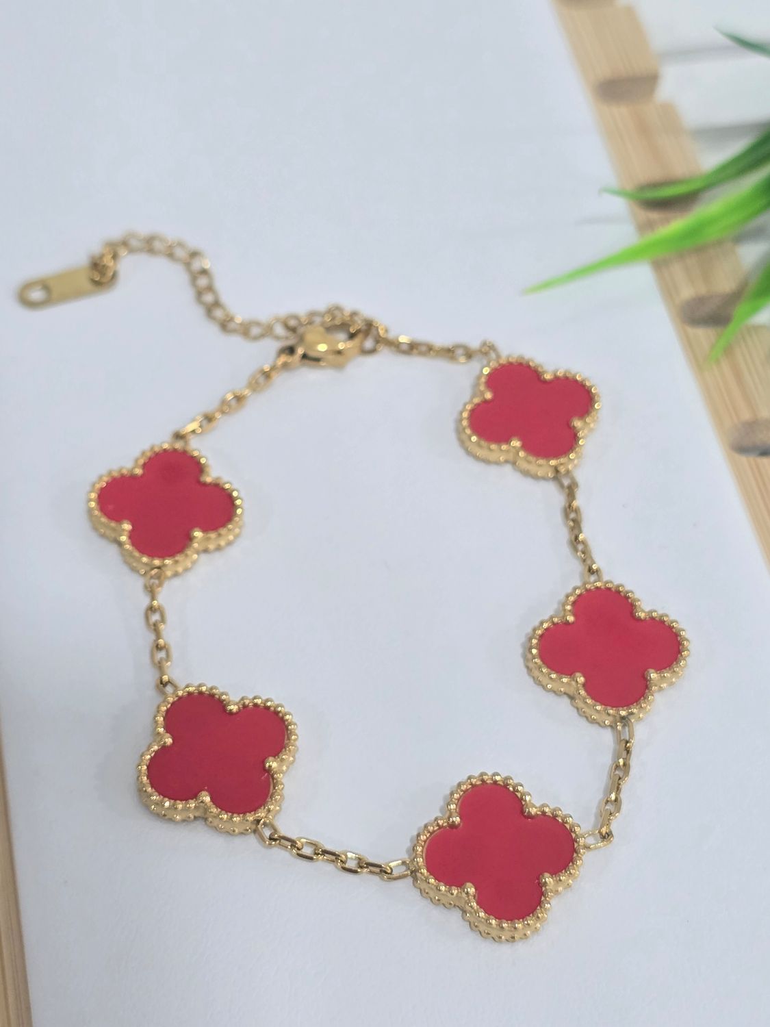 VAN CLEEF