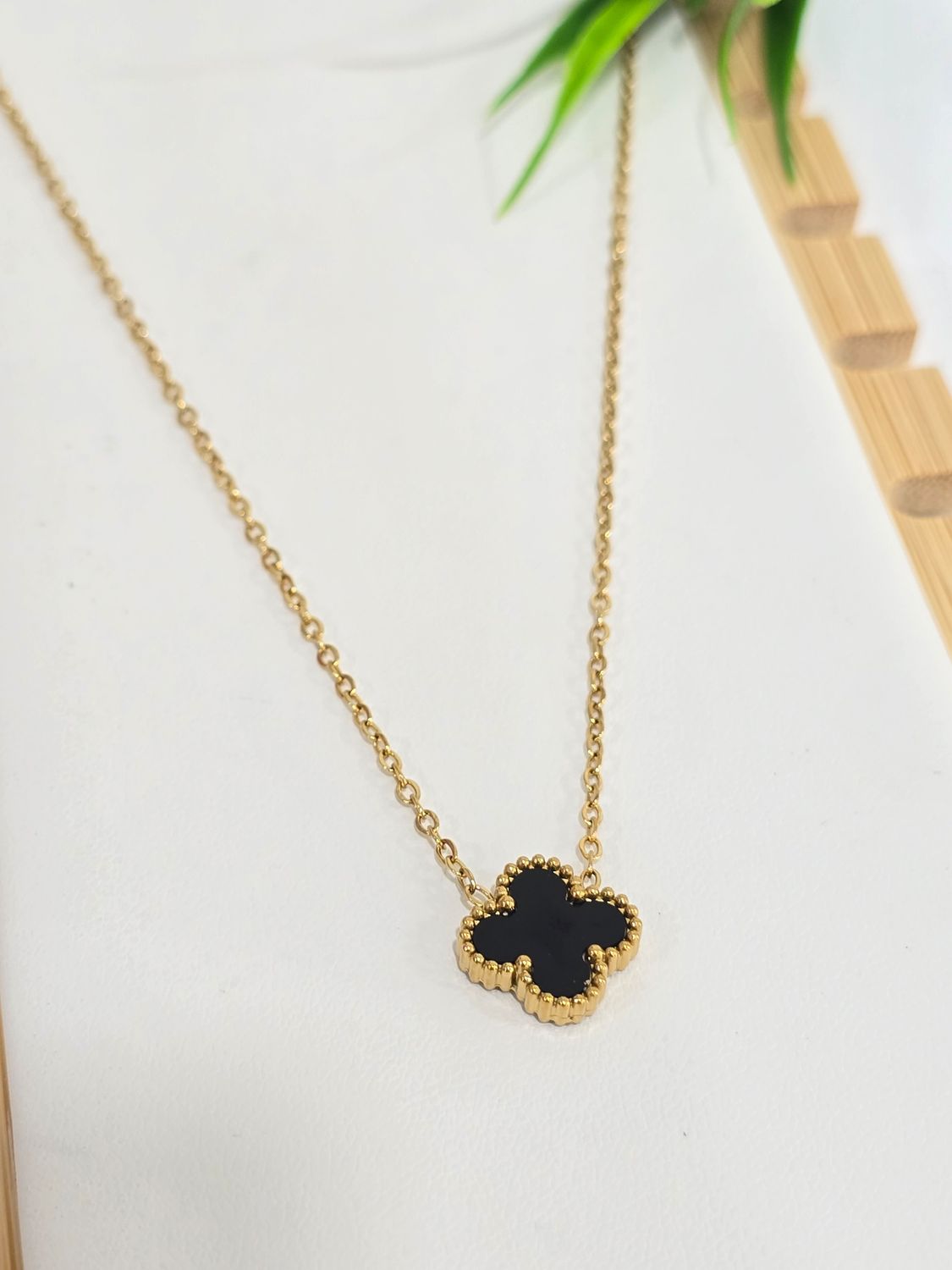 VAN CLEEF