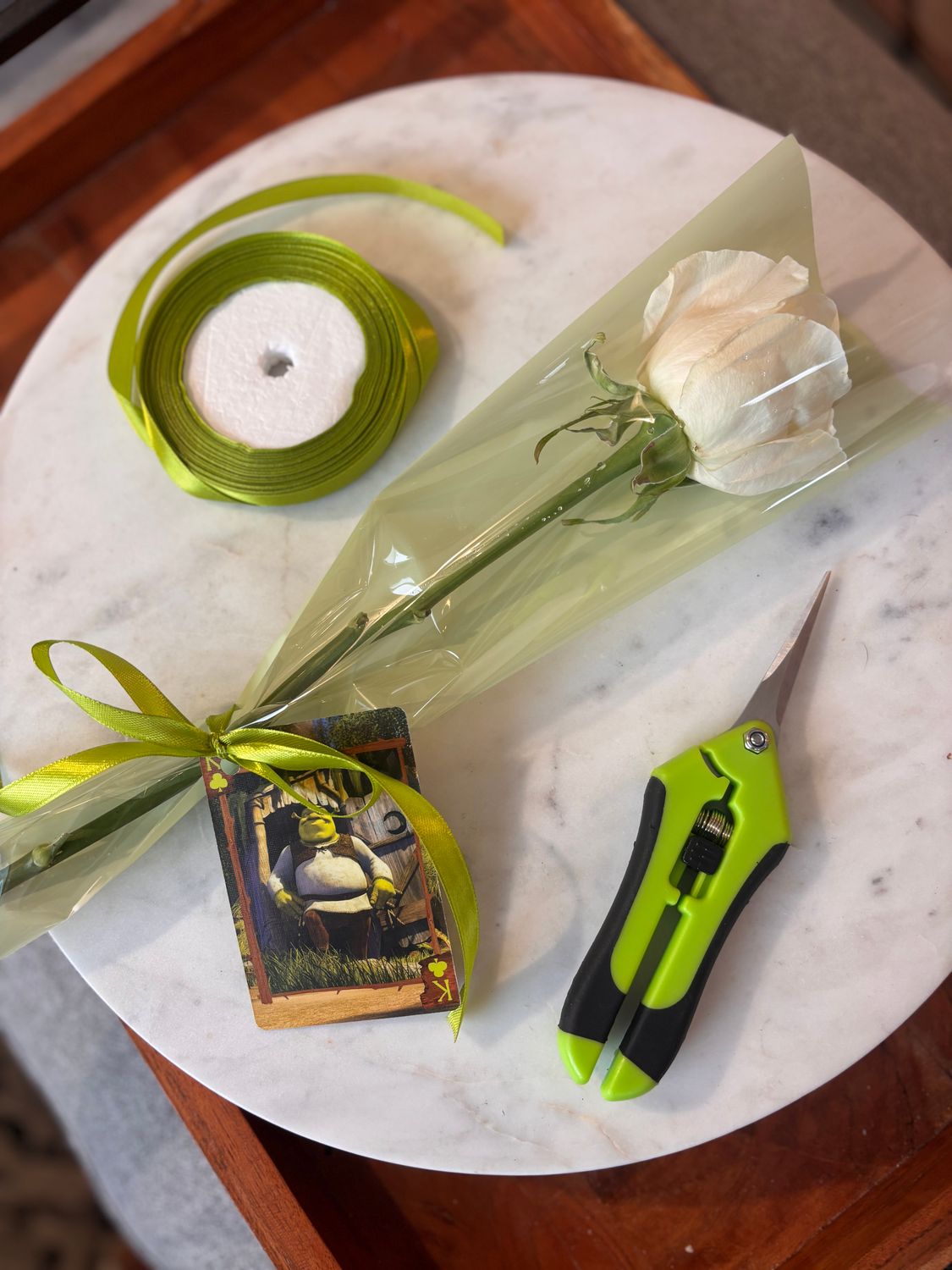 French Toast "Shrek" Single Rose