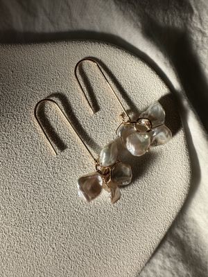 éclat pearl earrings