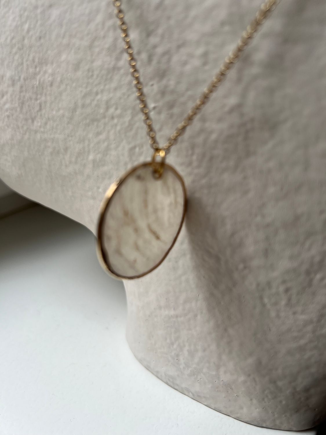 atelier | moon mother of pearl necklace