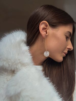 atelier | moon naušnice s privjeskom od biserne školjke