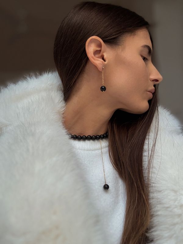 atelier | noir semi-precious stone necklace