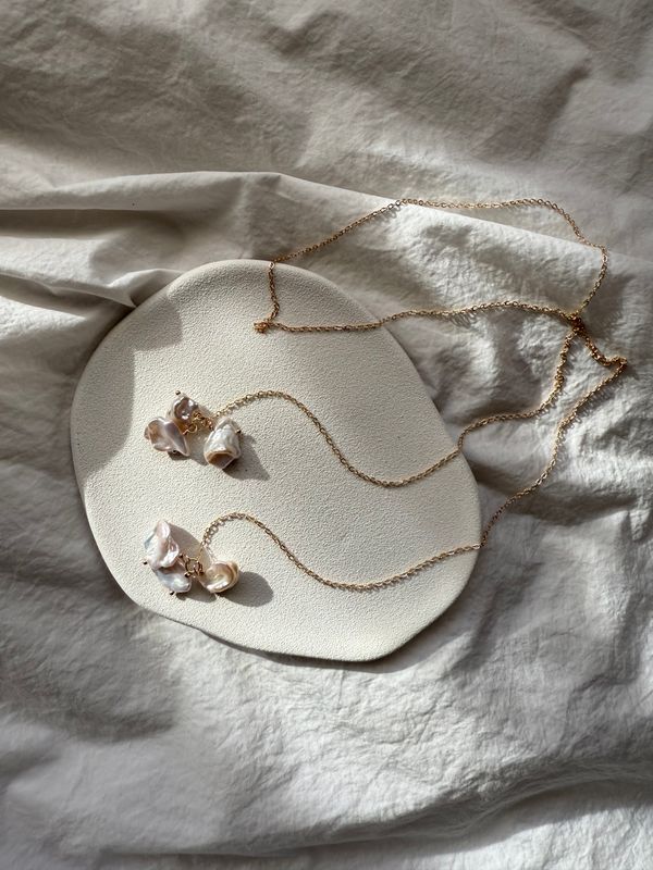 atelier | petals wrap pearl necklace