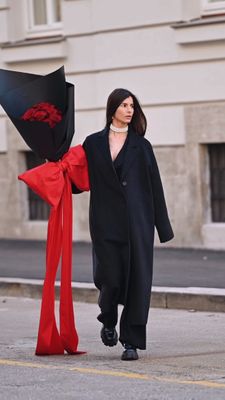 bouquet of red roses