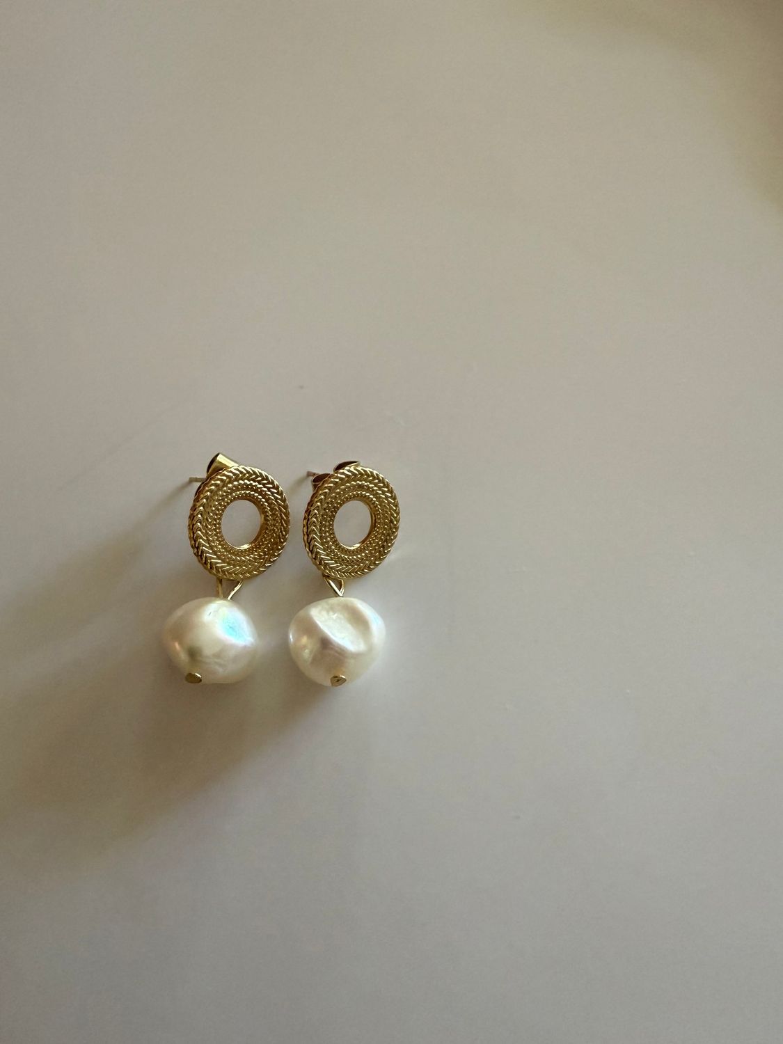 rattan pearl earrings
