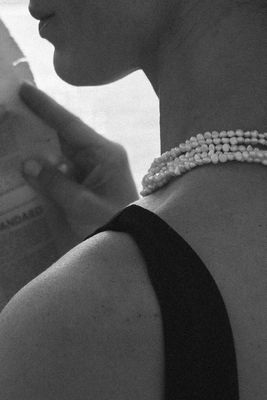 rocks pearl necklace