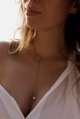 label pearl necklace