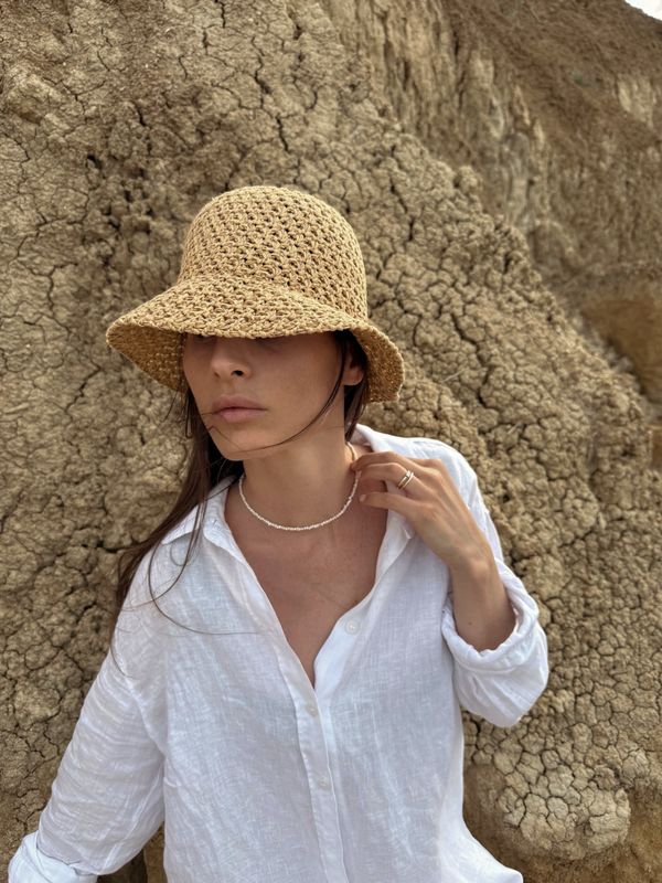 beach pearl necklace