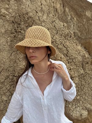 beach pearl necklace