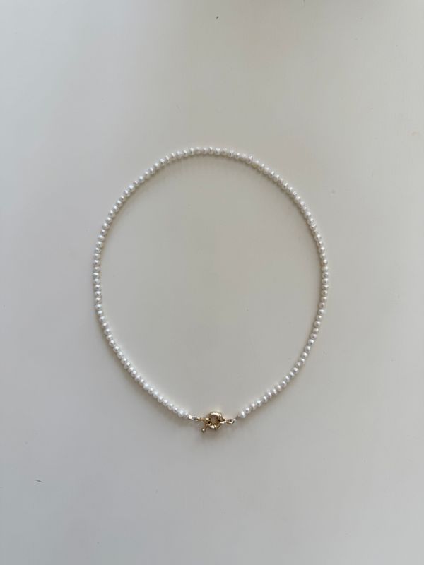 boucle round mini pearl necklace