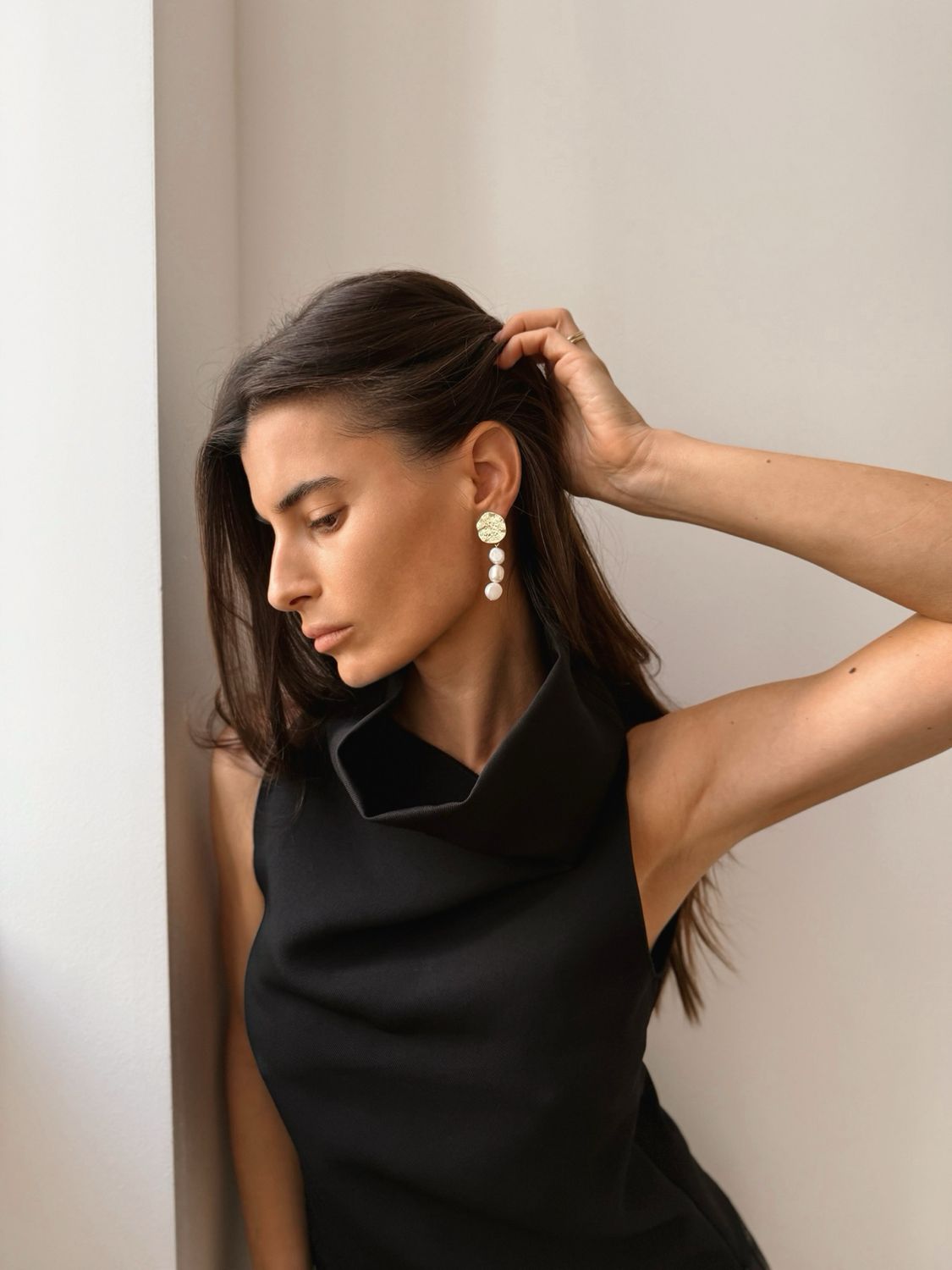 medallion pearl earrings