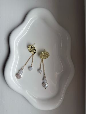 medallion pendant pearl/azur stone earrings medallion pendant pearl/azur stone earrings