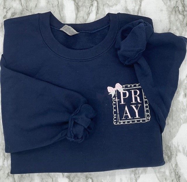 Pray Gildan Sweatshirt