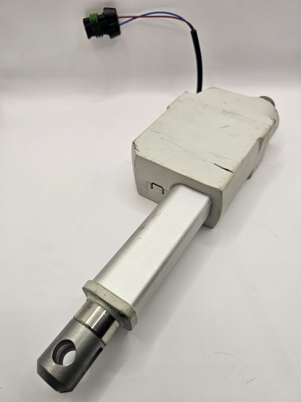 Tennant 9010845 T7 Squeegee Lift Actuator
