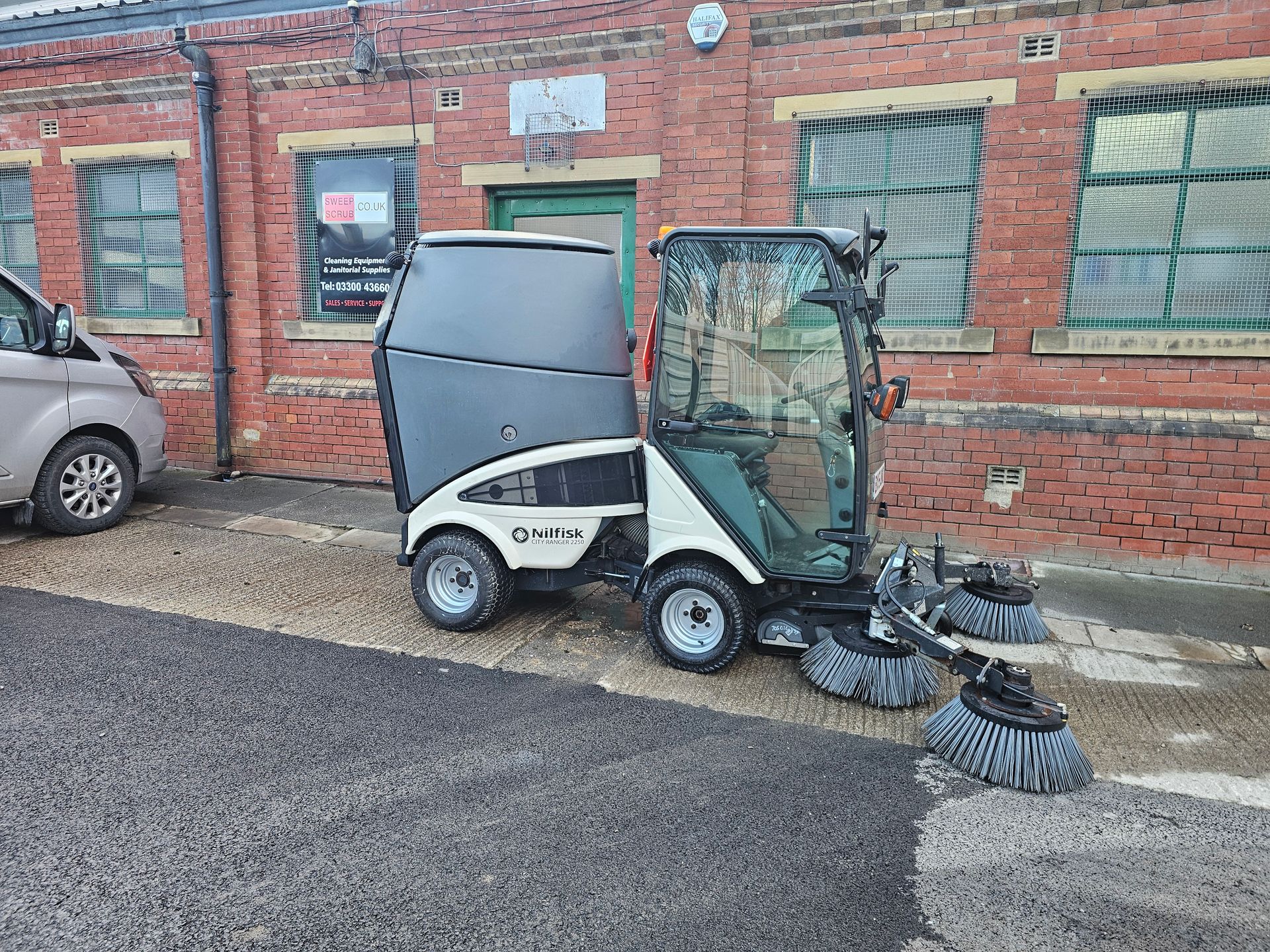 Nilfisk City Ranger 2250 Sweeper - Hire