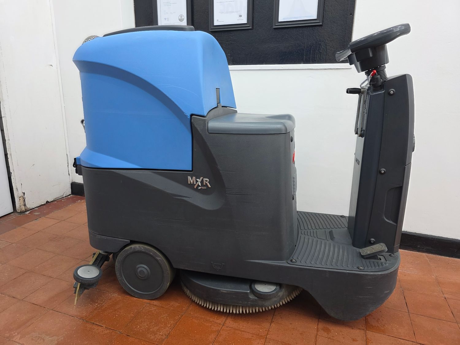 Fimap MXR Ride-on Scrubber Dryer