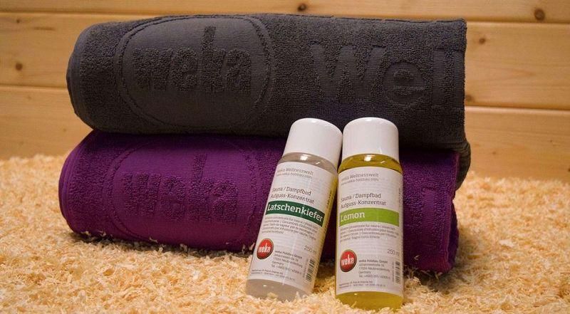 Geschenkset &quot;für Sie &amp; Ihn&quot; 2 Saunahadtücher (anthr.+viola), 2 Saunadüfte (Latschenk. + Lemon)