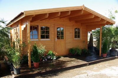 Gartenhaus mit Isolierverglasung GORBEA A 70mm 500x400cm