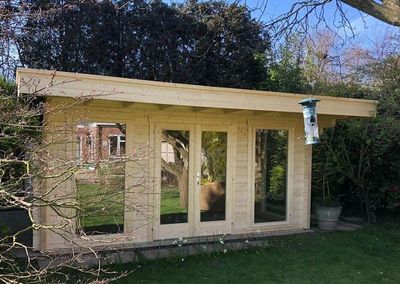 Gartenhaus/Homeoffice Mia in 70mm Wandstärke - 5 x 3,8 m