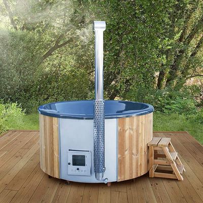 Runder Badezuber Ø2.0 mit Holzofen für 6 Personen im Garten