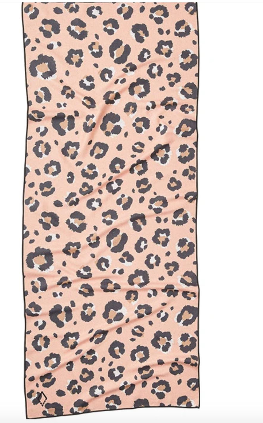 The only towel you need , Color: Leopard Pink