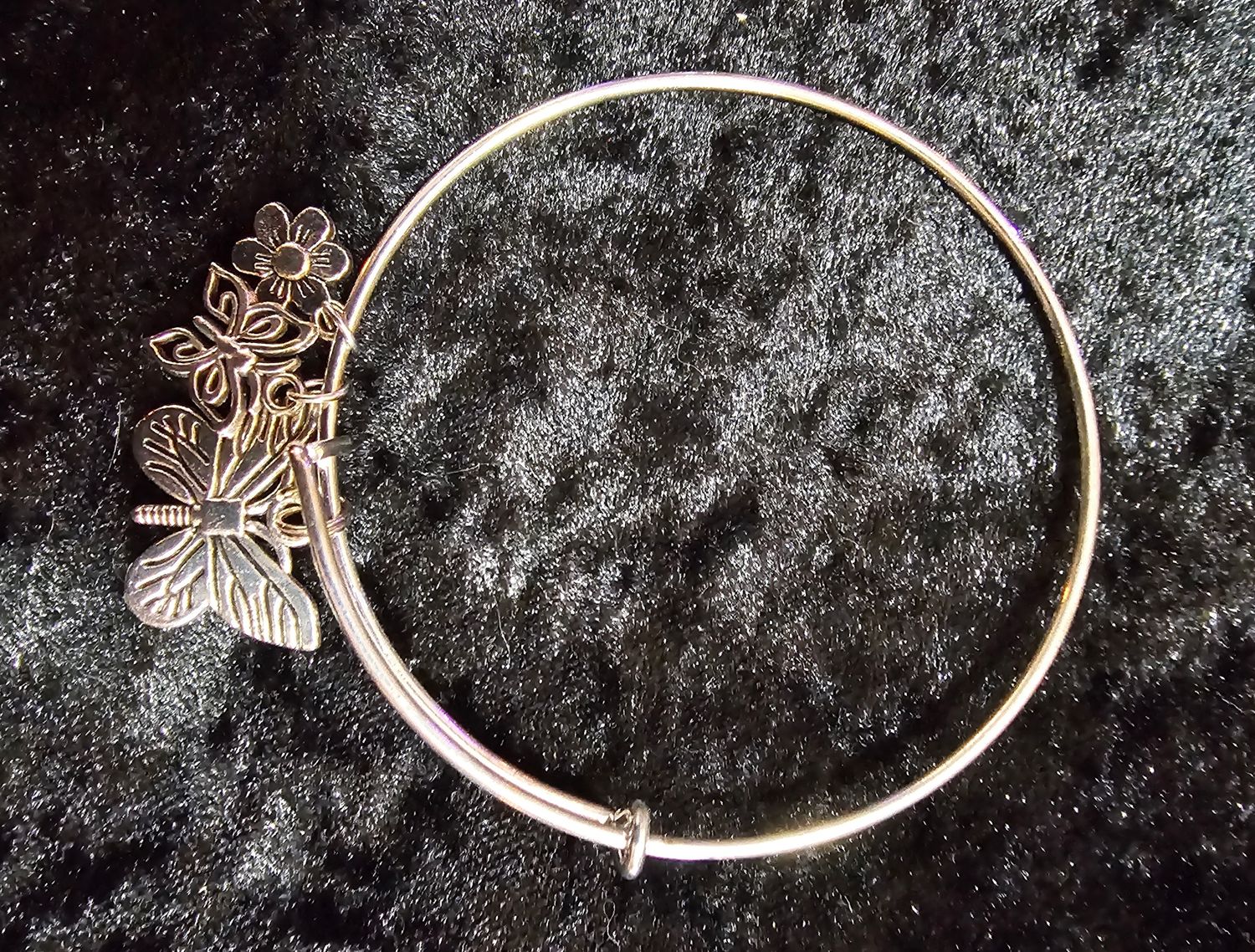 Charm bracelet various