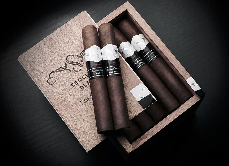 Sencillo Black