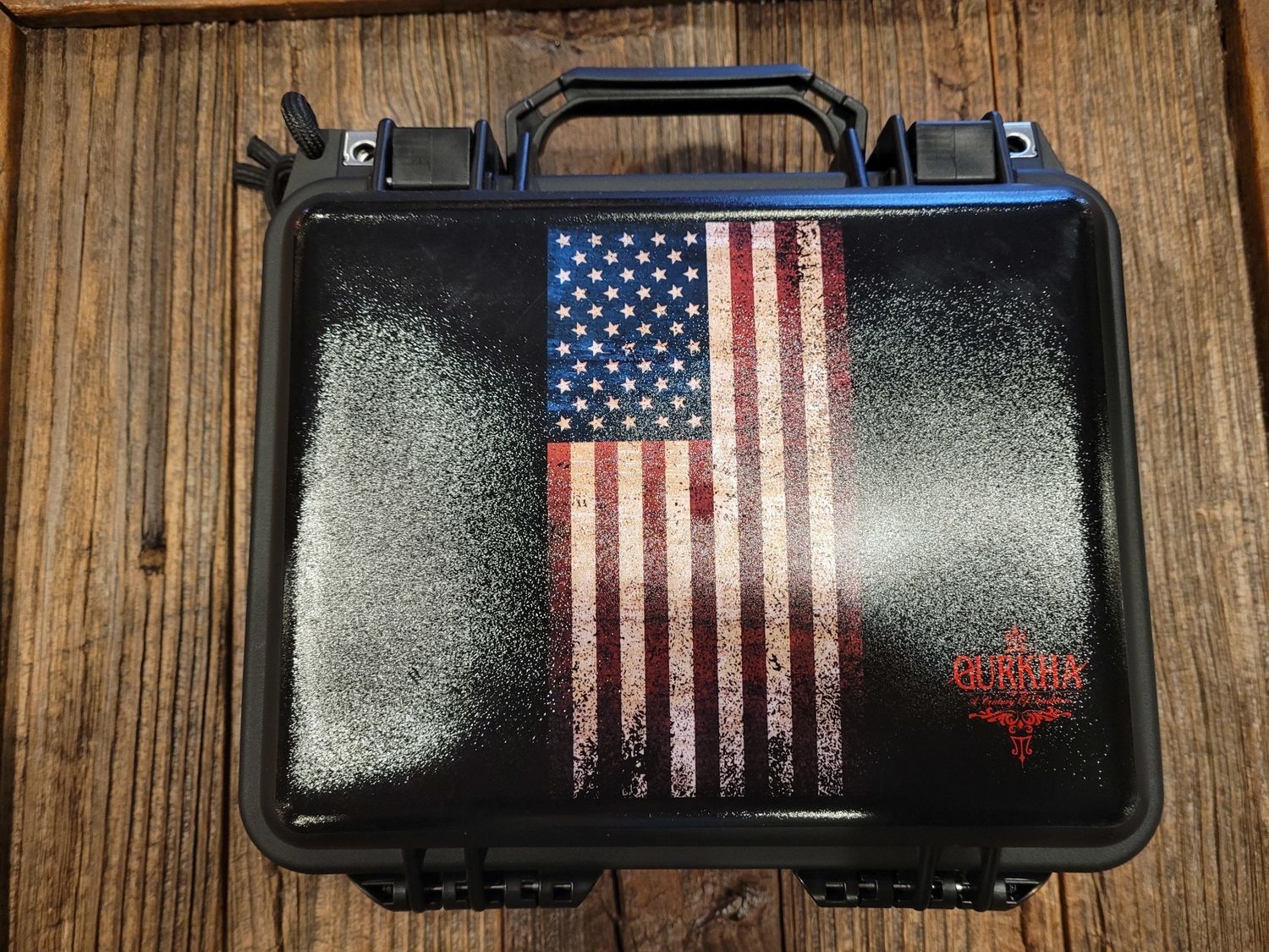 Gurkha Travel Humidor Flag
