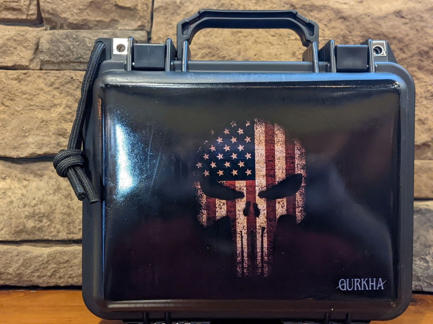 Gurkha Travel Humidor Flag &quot;Punisher&quot; Skull
