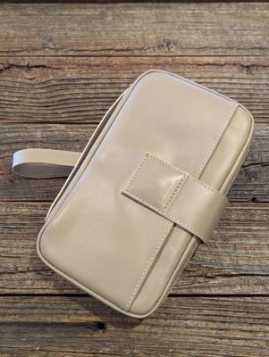 Peter James Taupe Leather Cigar Travel Case