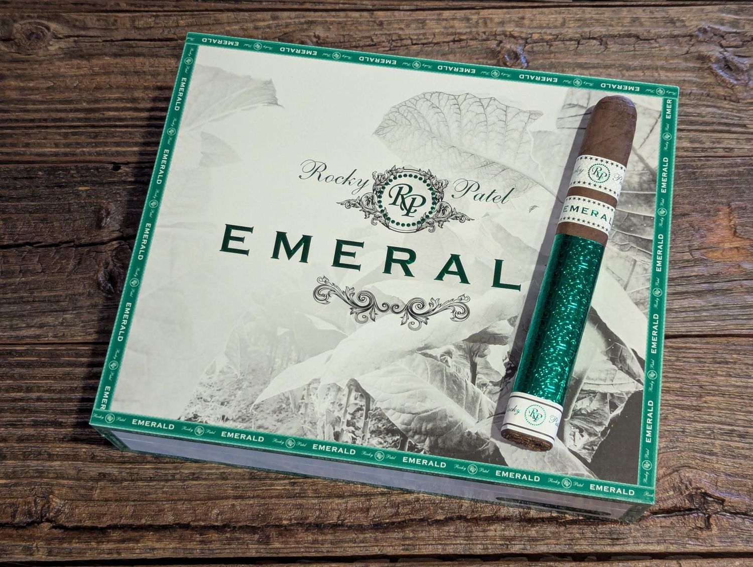 Rocky Patel Emerald Box-Pressed -