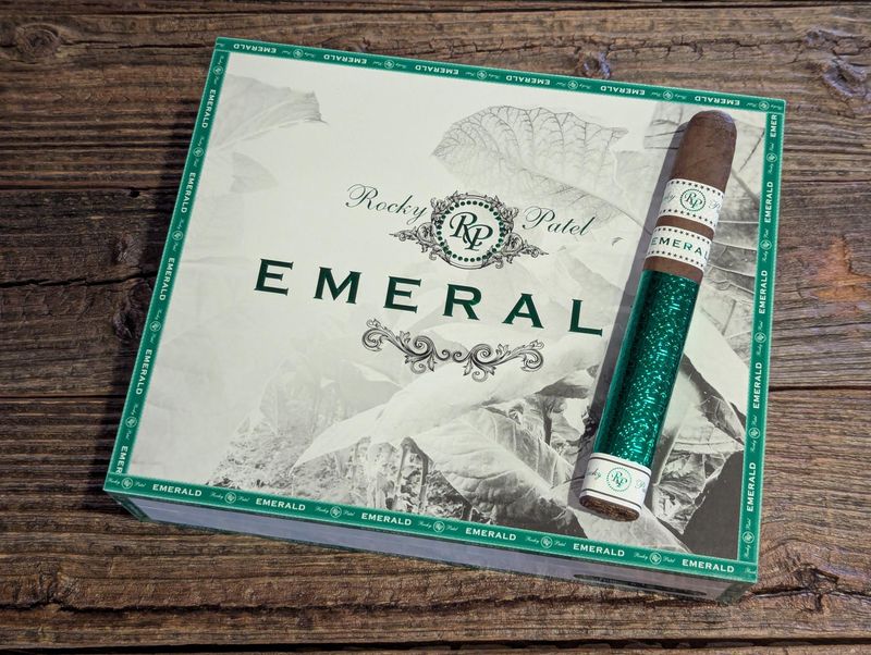 Rocky Patel Emerald Box-Pressed -