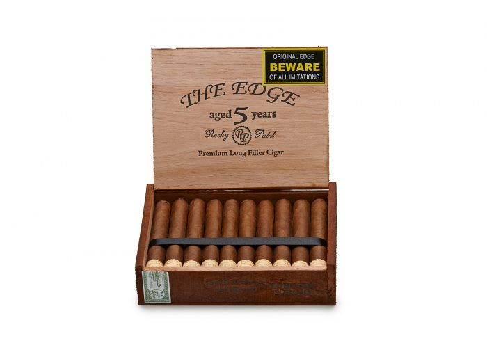 Rocky Patel Edge Corojo, Size: Toro (6&quot;x52), Single/Box: (Single)
