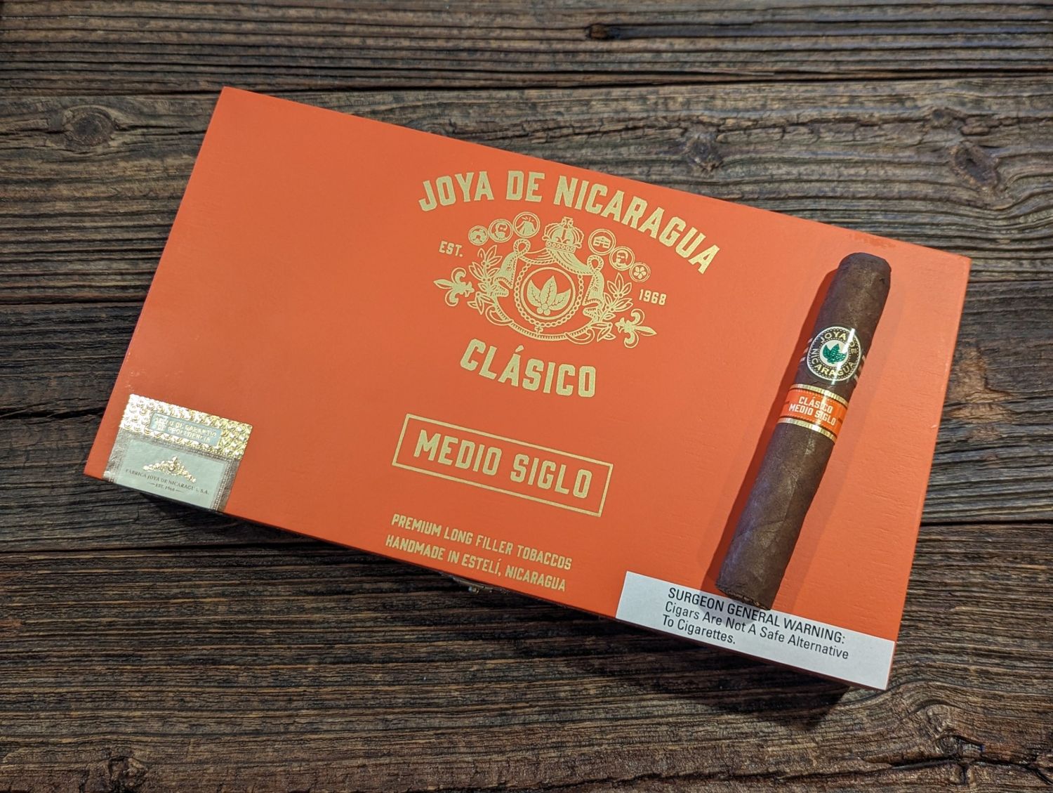 Joya de Nicaragua Clasico Medio Siglo, Size: Robusto (5x50), Single/Box: (Single)