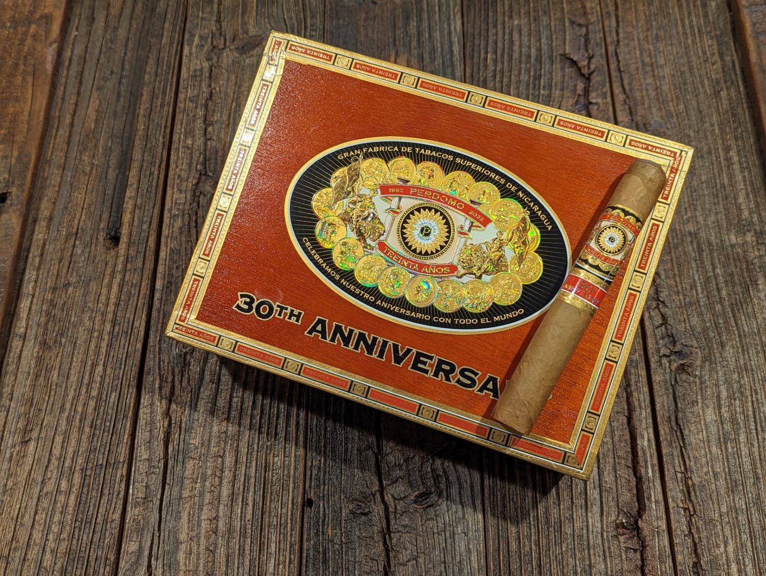 Perdomo 30th Anniversary Box-Pressed Connecticut, Size: Epicure (6&quot;x54), Single/Box: (Single)