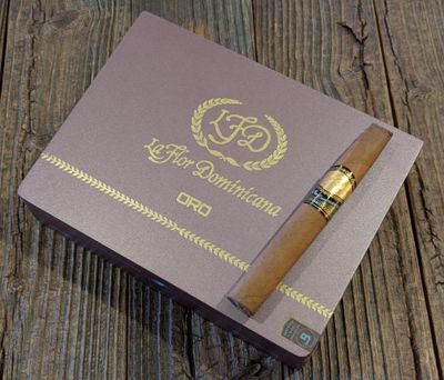 La Flor Dominicana Oro