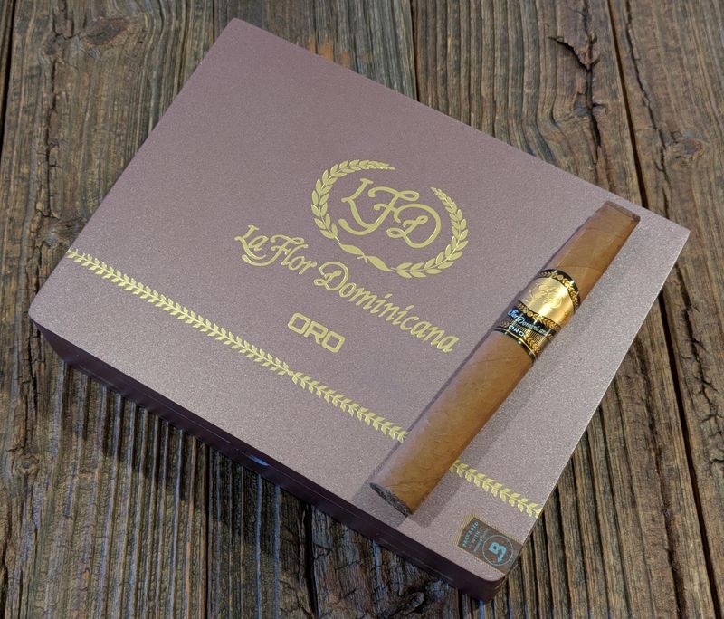 La Flor Dominicana Oro
