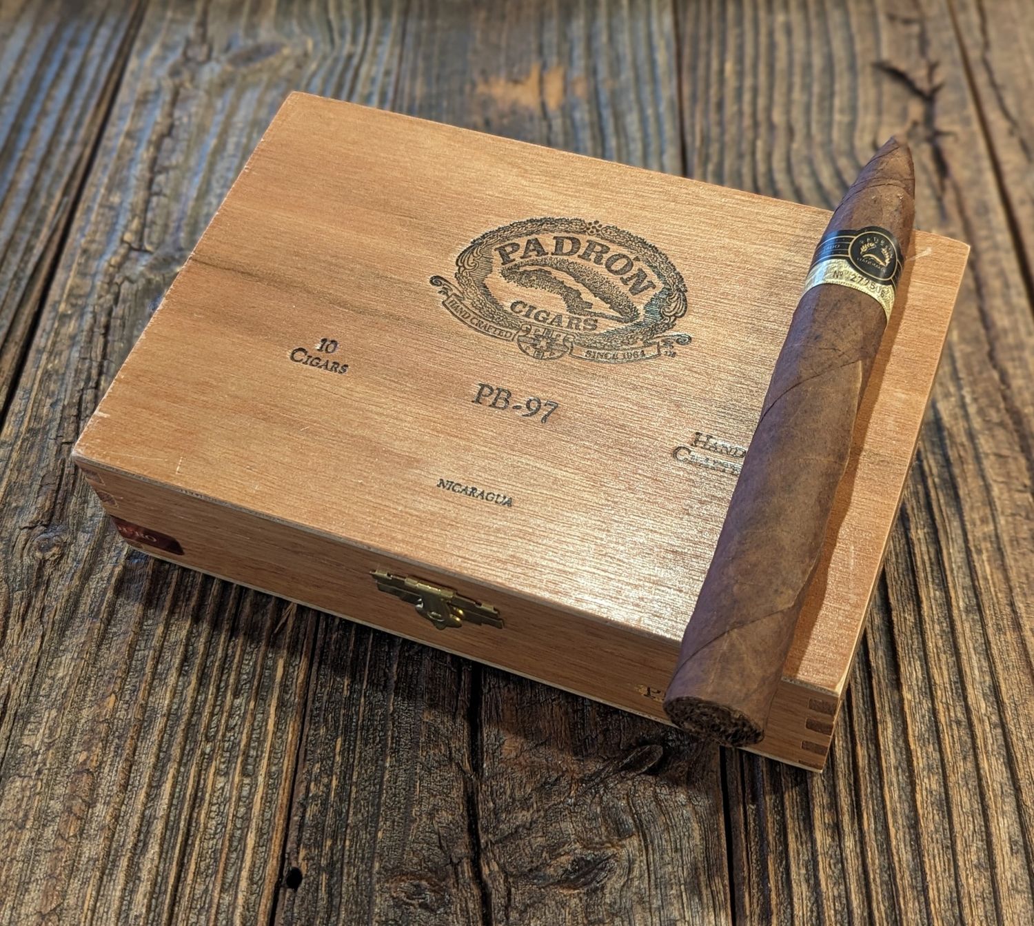 Padron Black Label Maduro, Size: No. 97 (6 3/4 x 54), Single/Box: (Single)